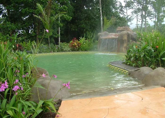 Blue River & Hot Springs 4* Liberia